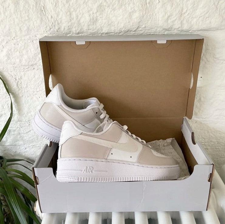 nike air force one latte