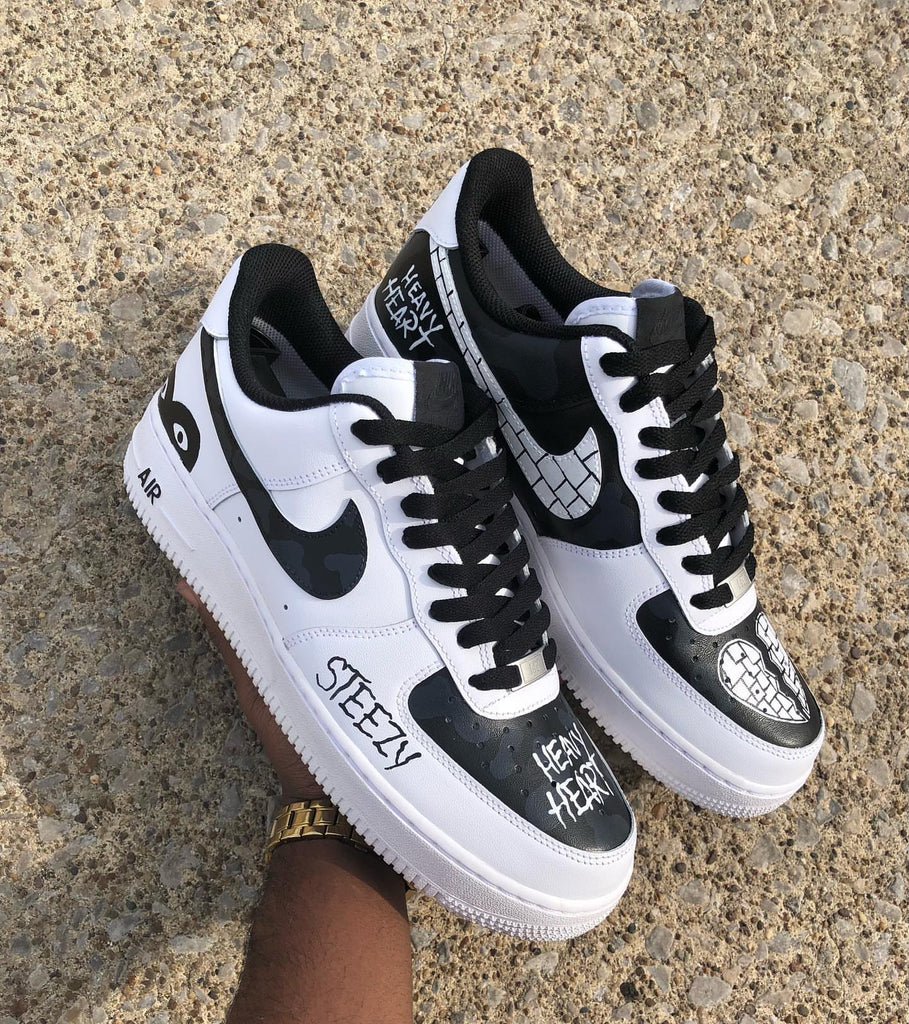 Custom Hand Painted Black & White Air Force 1 Sneakers-oicustom