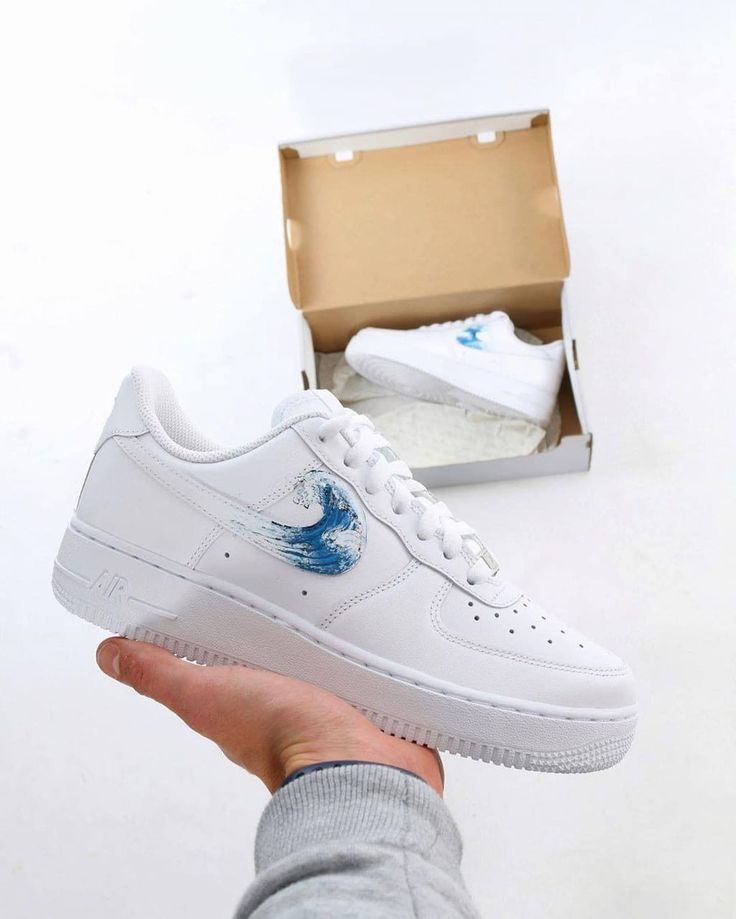 Custom Air Force 1 Shoes with Blue Wave Design-oicustom