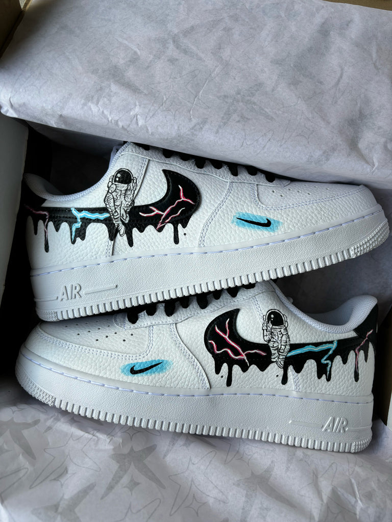 Custom Air Force 1 White Astronaut And Lightning Pattern-oicustom