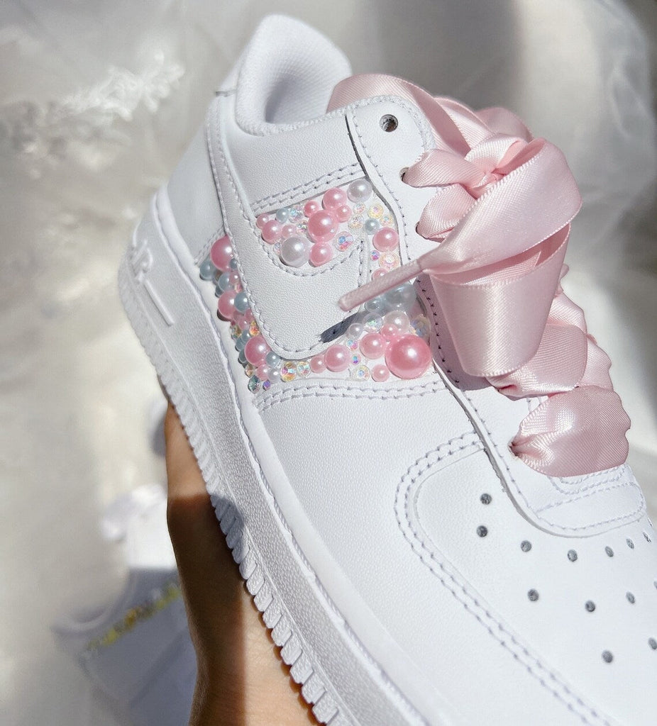 Custom Air Force 1 White With Pink Pearls And Ribbon-oicustom