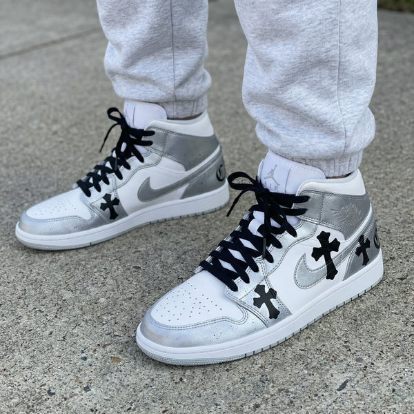 Custom AJ 1s Shoes Silver Black Crosses-oicustom