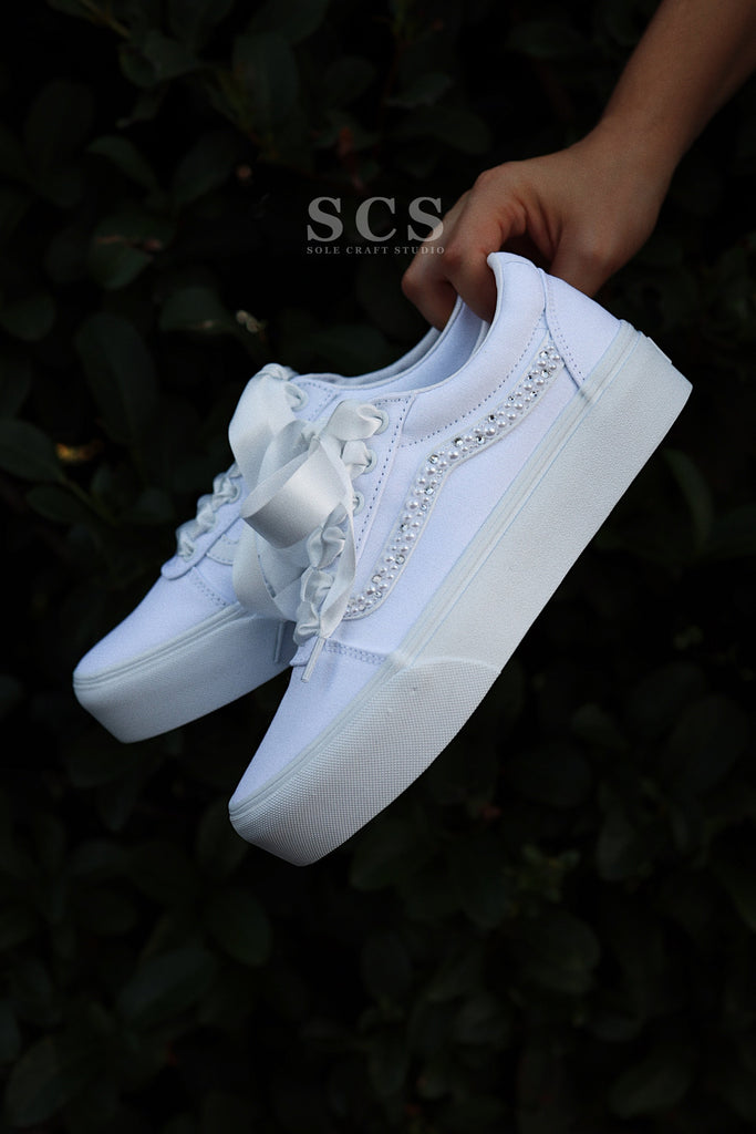 Custom Vans White With Bows And Rhinestones-oicustom