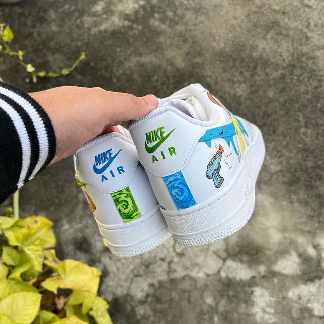 rick and morty nike air