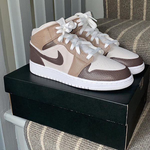 Custom Air Jordan 1 Beige Mocha-oicustom