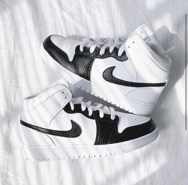 Custom Air Jordan Black Swoosh Panda Sneakers – oicustom