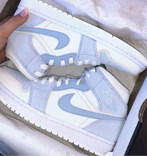 Custom Air Jordan 1 Blue Cream oicustom