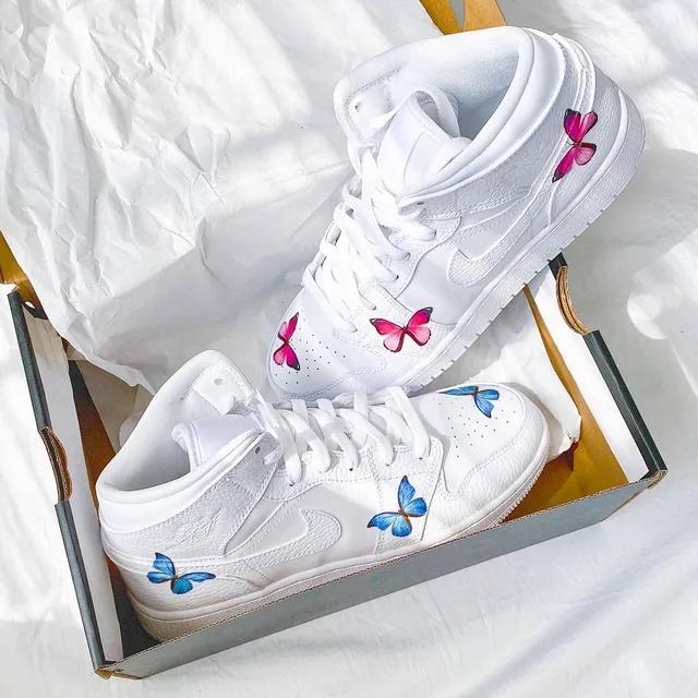 Custom Air Jordan 1 Butterfly Pink Blue – oicustom