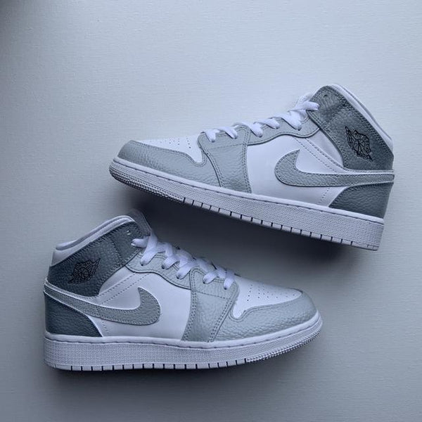 Custom Air Jordan 1 Light Grey-oicustom