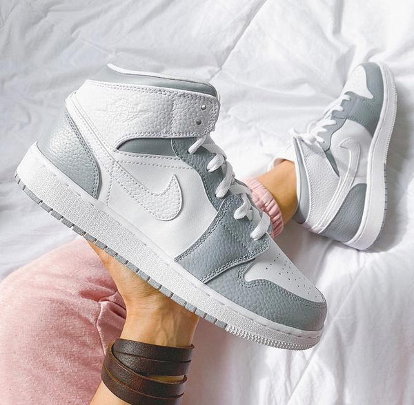 Custom Air Jordan 1 Mid Grey White Swoosh-oicustom