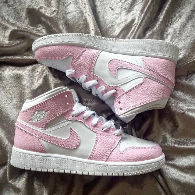 Custom Air Jordan 1 Pink-oicustom