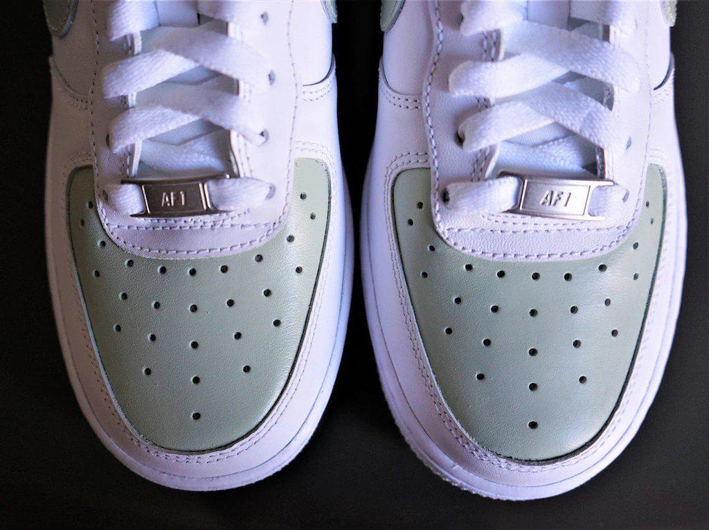 change color of nike swoosh